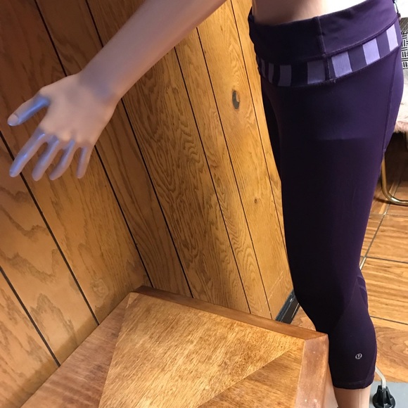 Lululemon" Run Inspire Crop leggings purple - Picture 4 of 16